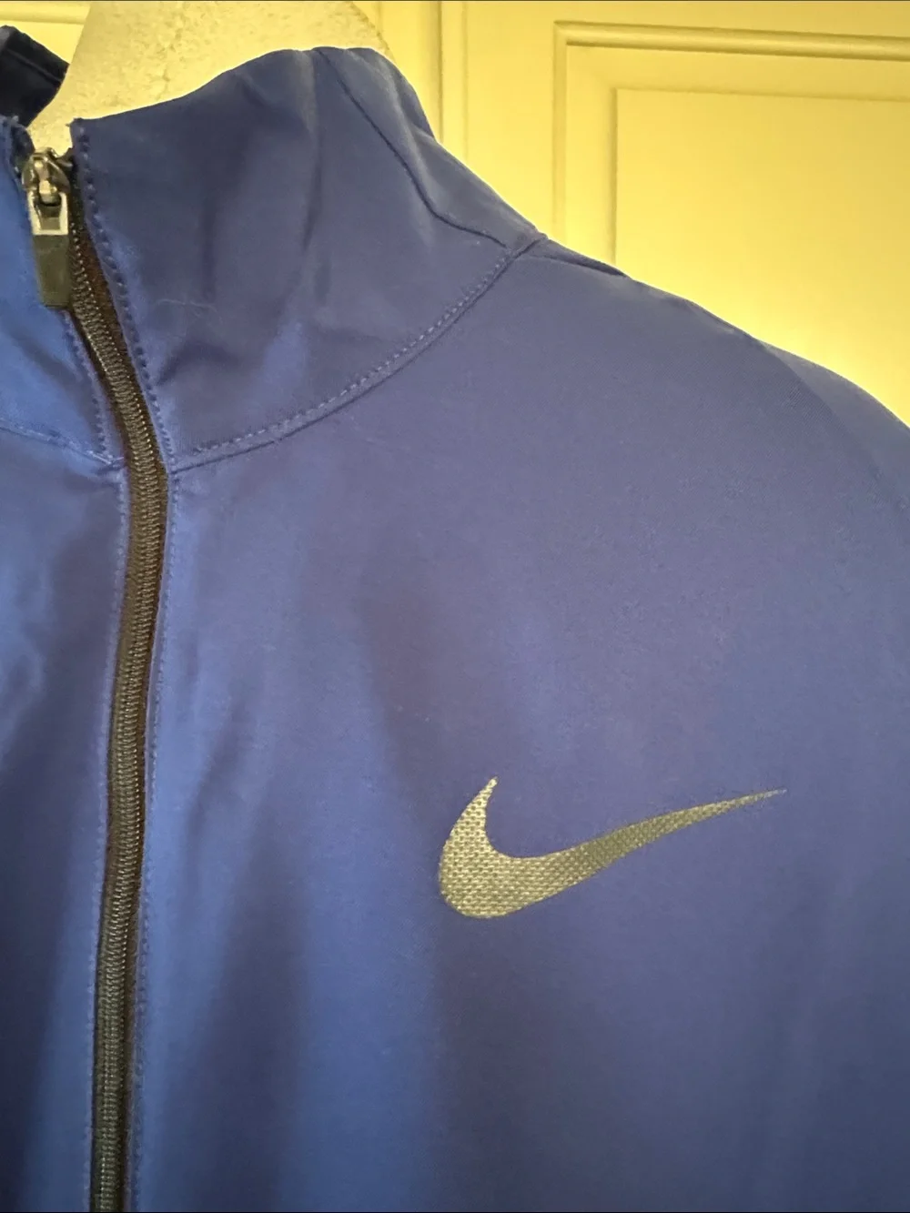 Nike Men’s Royal Blue Full-Zip Performance Jacket